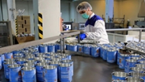 نمونه‌گیری مداوم از شیرخشک‌ها برای پیشگیری از عرضه محصو ...