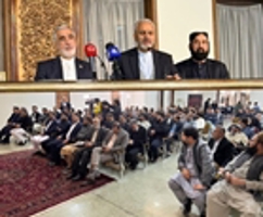 نشست رییس سازمان غذا و دارو  با تجار و شرکت‌های دارویی و تجهیزات پزشکی ایرانی در کابل