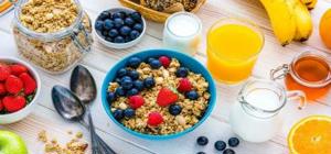 با این۶ خوردنی مفید افسردگی را در پاییز و زمستان از بین ببرید بهداشت نیوز