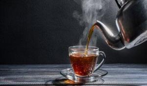 اول صبح چای داغ بخوریم معده‌مان ضدعفونی می‌شود؟