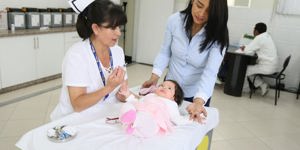 PAHO highlights 31 years without polio in the Americas and calls to strengthen vaccination efforts PAHO Org