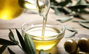 4 Benefits of Olive Oil for Skin