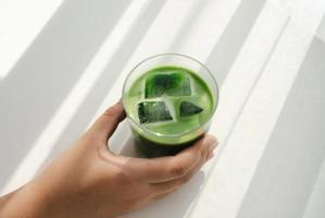 Matcha: A Bright Green Tea That Packs a Healthy Punch