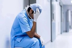 رئیس سازمان نظام پزشکی: بحران کمبود پزشک متخصص در راه است